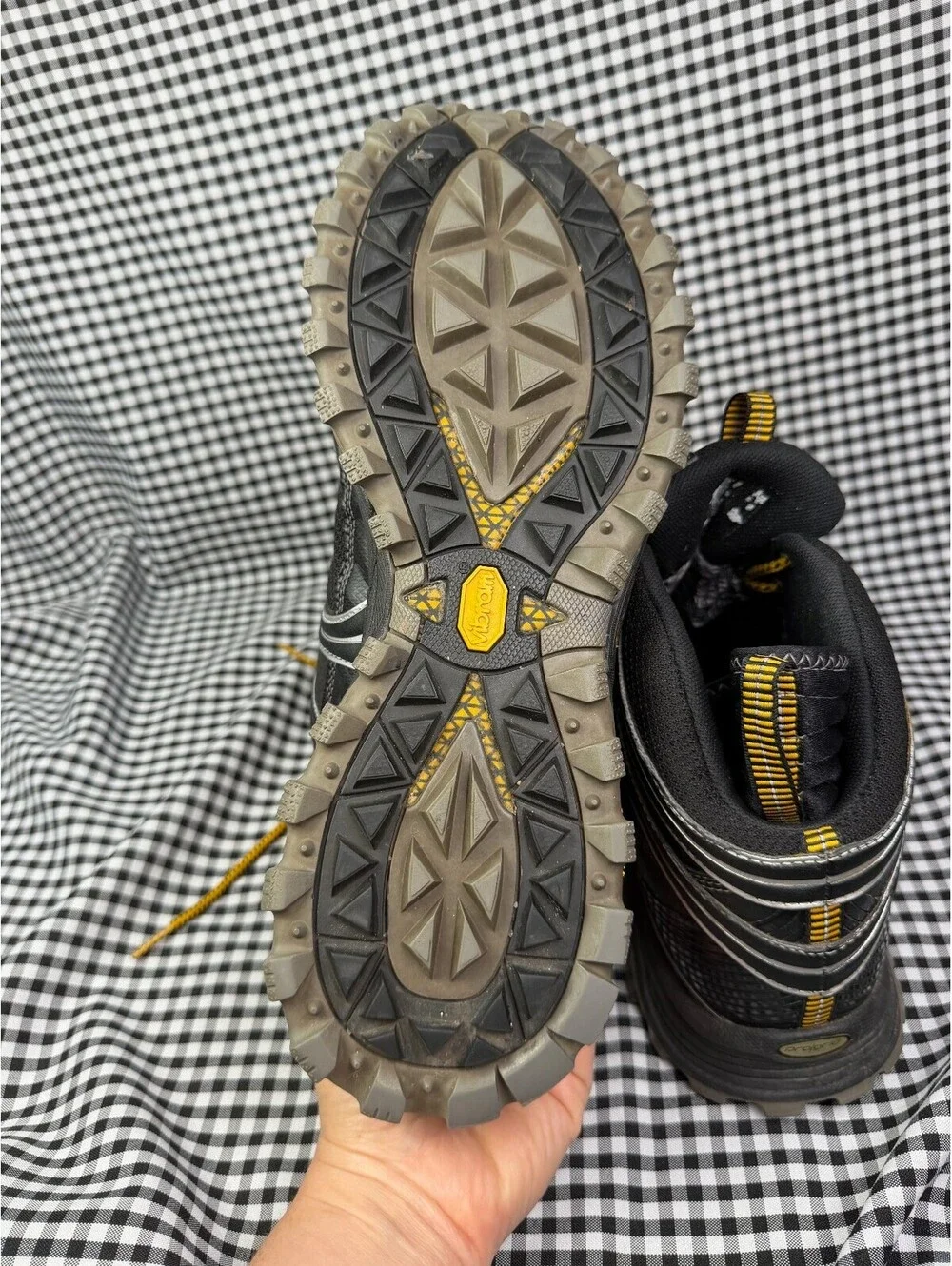 Saucony ProGrid Adventerra GTX Gore-Tex Vibram Hiking Boots Mens 13 Black Yellow